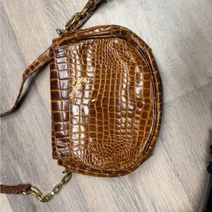 Jones New York Fold Over Brown Crossbody Size 6H X 8L Women's Bag